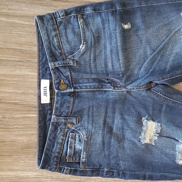 JBD Mid-rise Distressed Boyfriend Skinny with Destroyed Hem size 25 - Picture 7 of 11